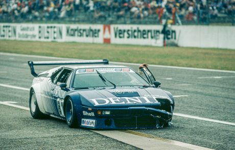 81 Hans Heyer nach Kollision mit 80 Hans-Joachim Stuck, Hockenheim, "procar" - Serie 1980