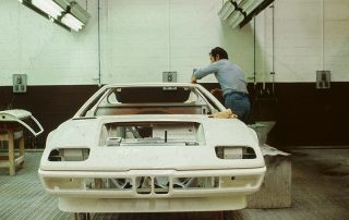BMW M1 - production, paint run at Ital Design - finishing